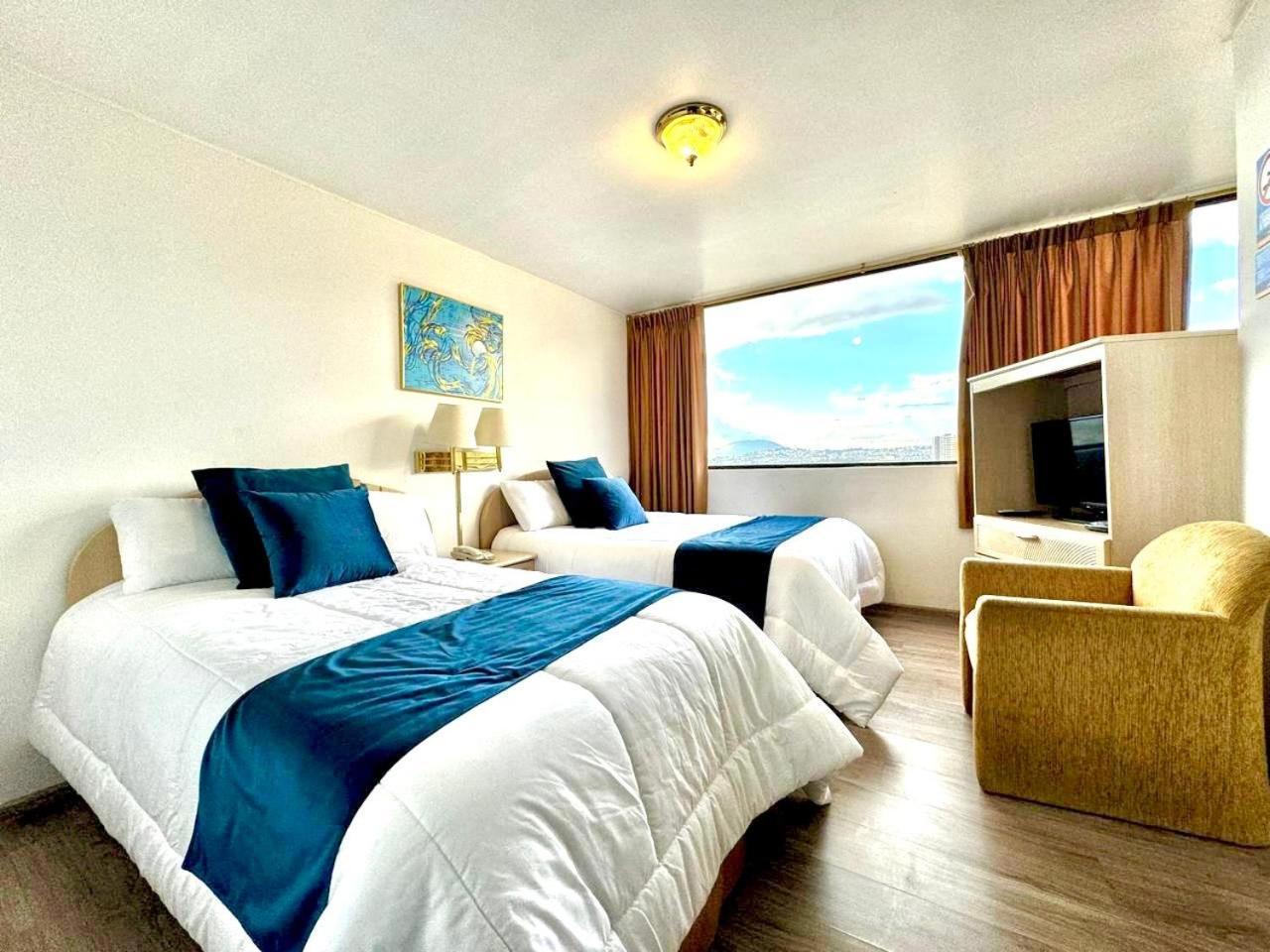 Stanford Suites Hotel Кіто Екстер'єр фото