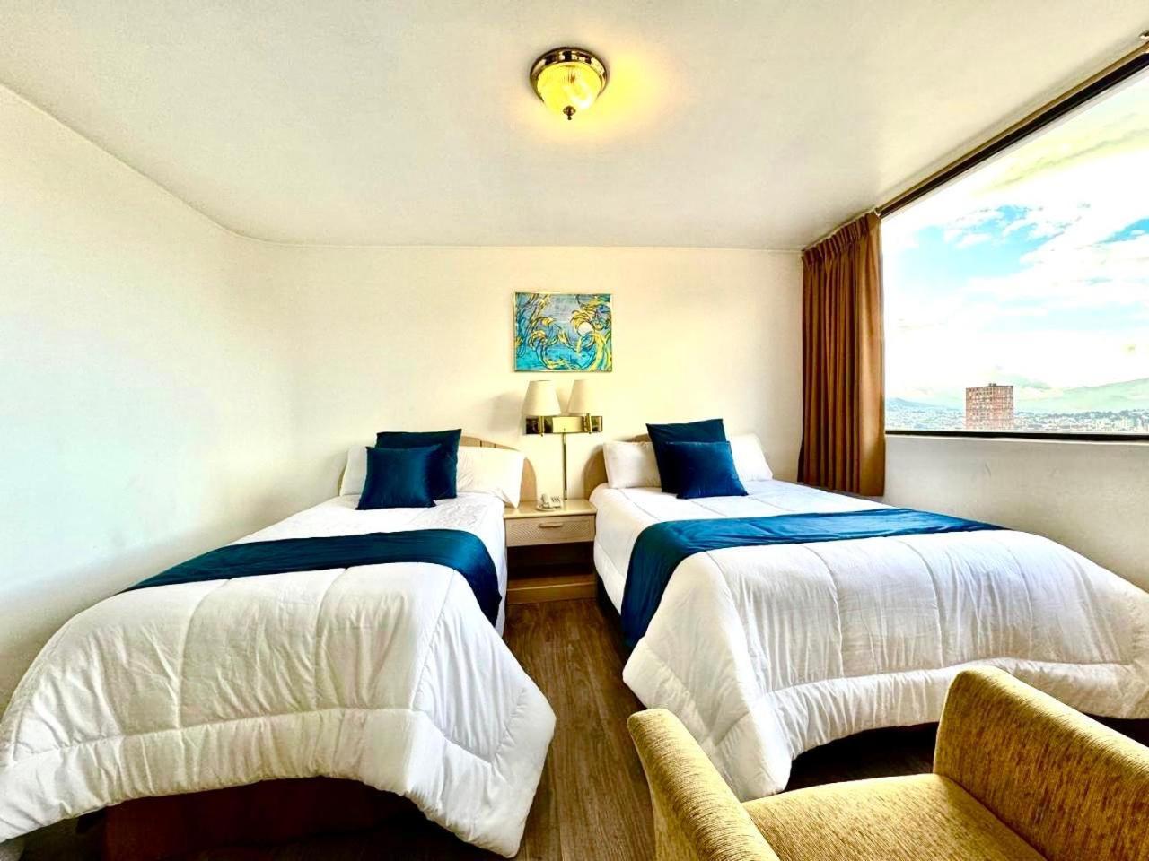 Stanford Suites Hotel Кіто Екстер'єр фото